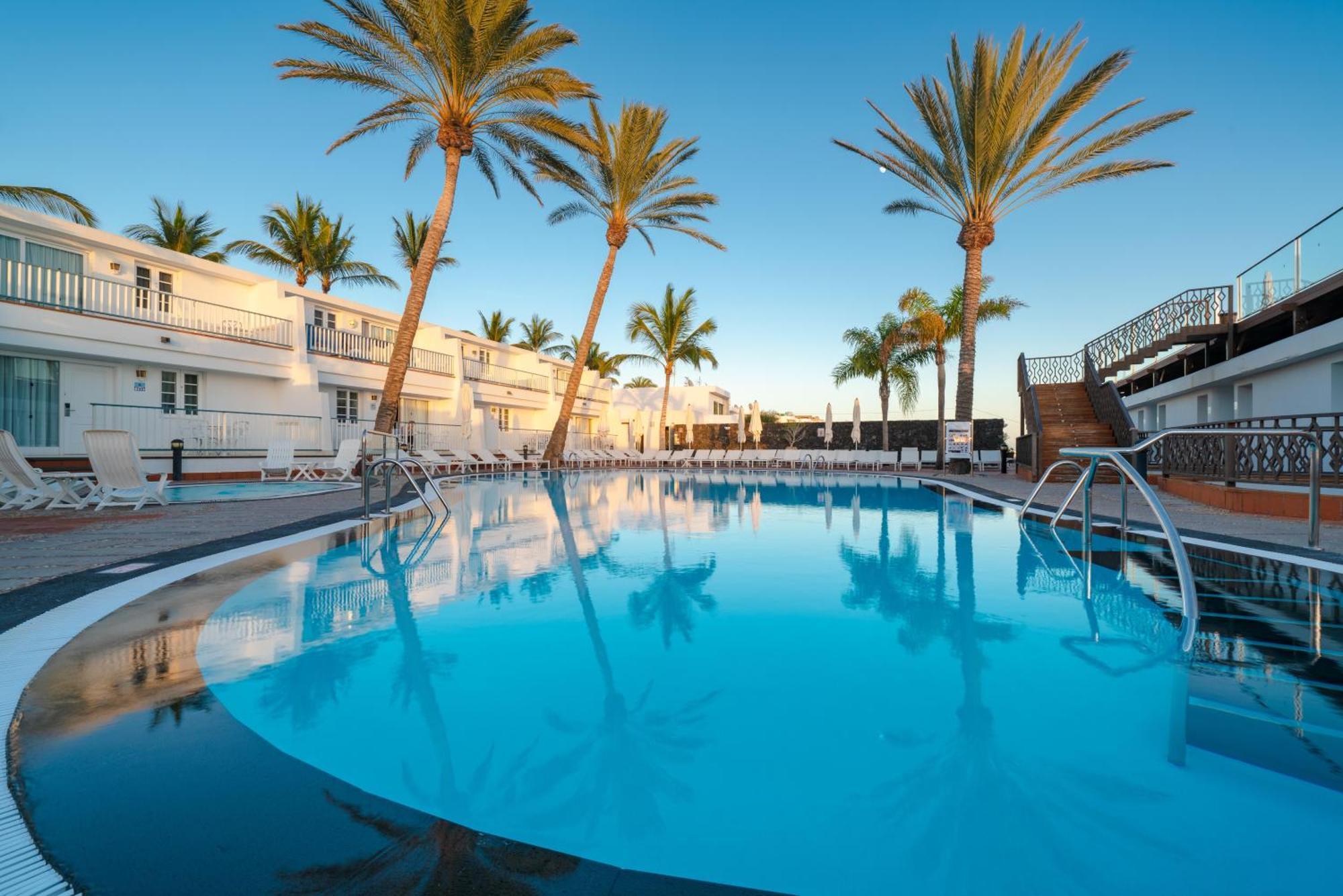 Plus Fariones Apartamentos Puerto del Carmen  Eksteriør billede